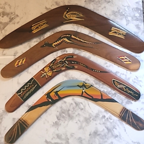 4 Australian Boomerangs Collection Lot Bundle Handmade Wooden Carved Painted - Picture 1 of 11